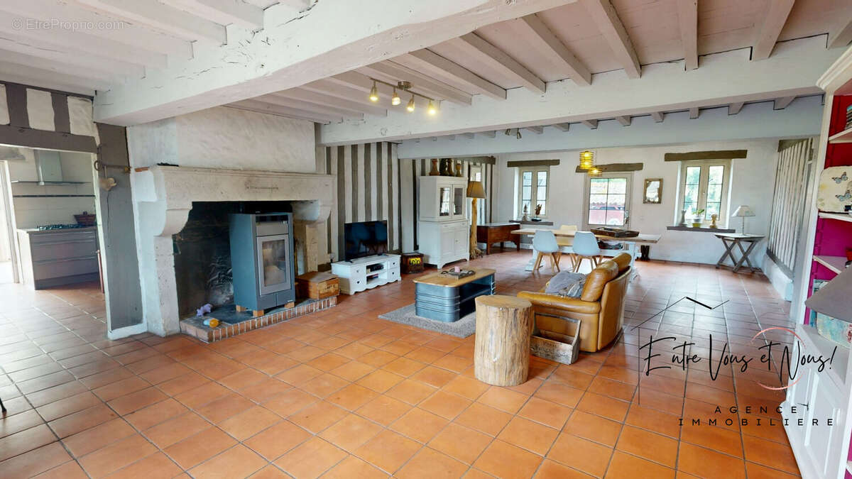 Maison à LUXEY