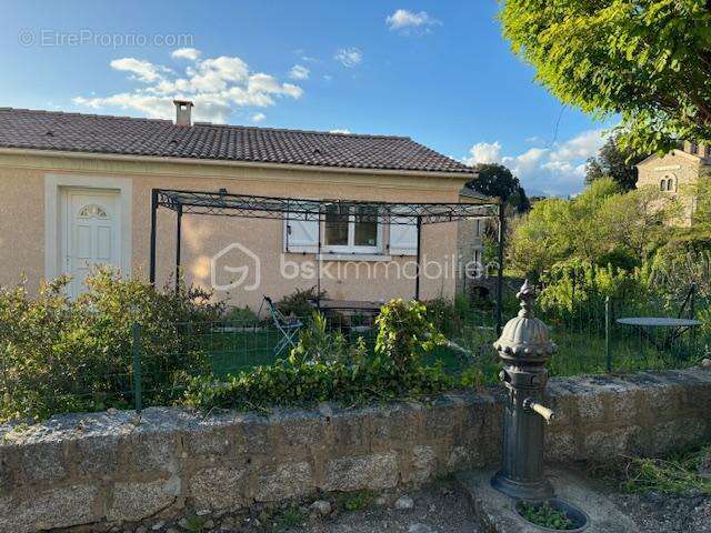 Maison à OLIVESE