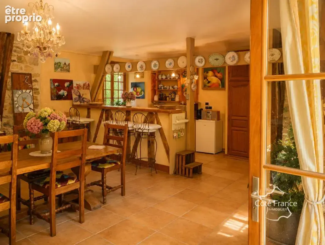 Propriété de charme 340m2 avec piscine, jacuzzi, ruisseau, 2 - photo 18