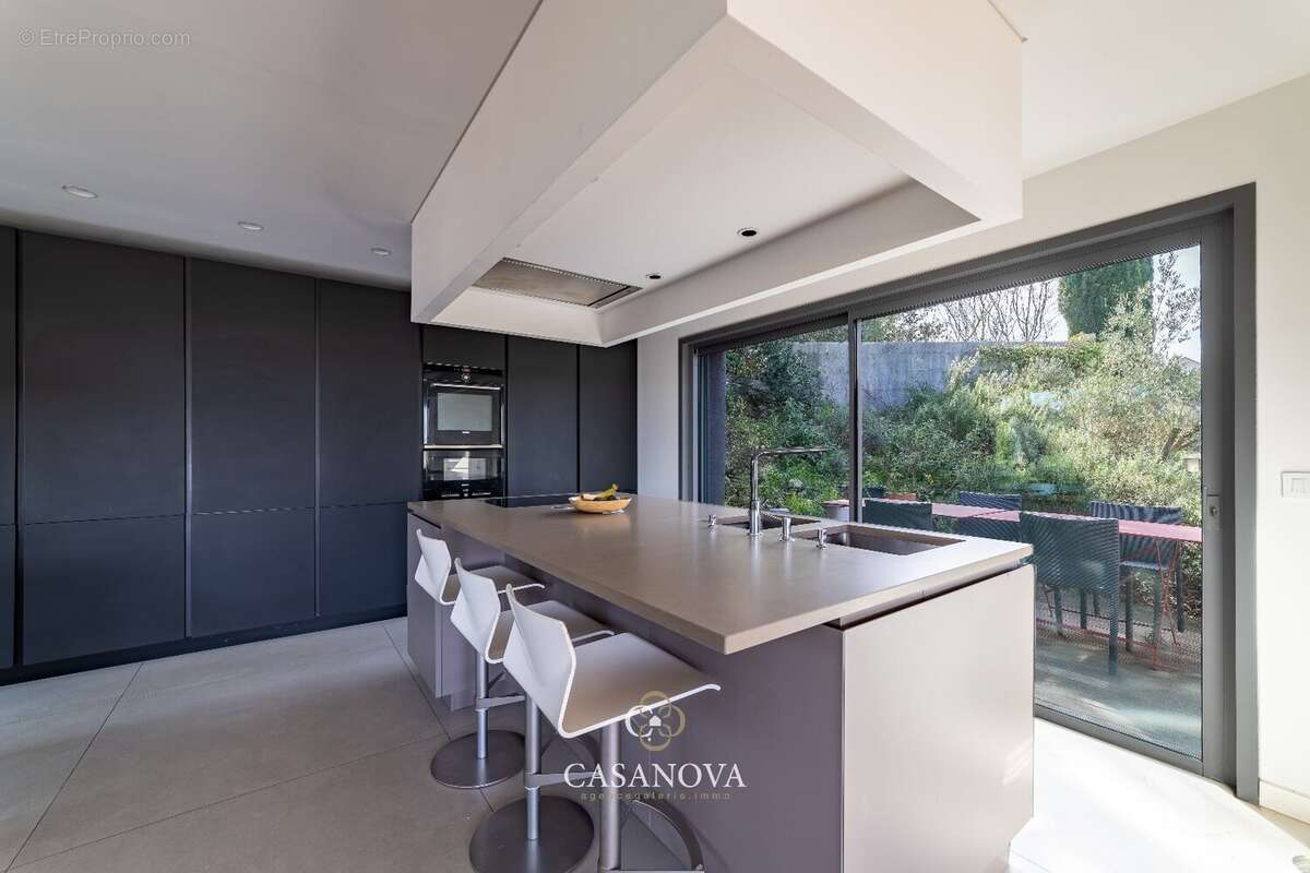 Maison à CASTELNAU-LE-LEZ