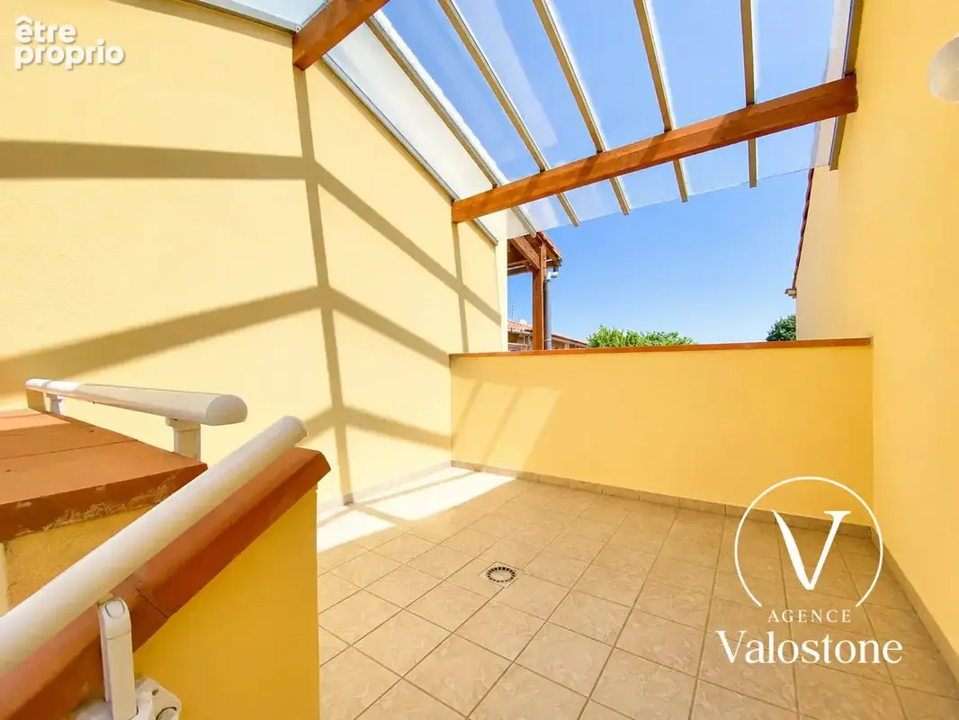 Appartement 50 m² à Saint-Pierre-Du-Mont  - photo 4
