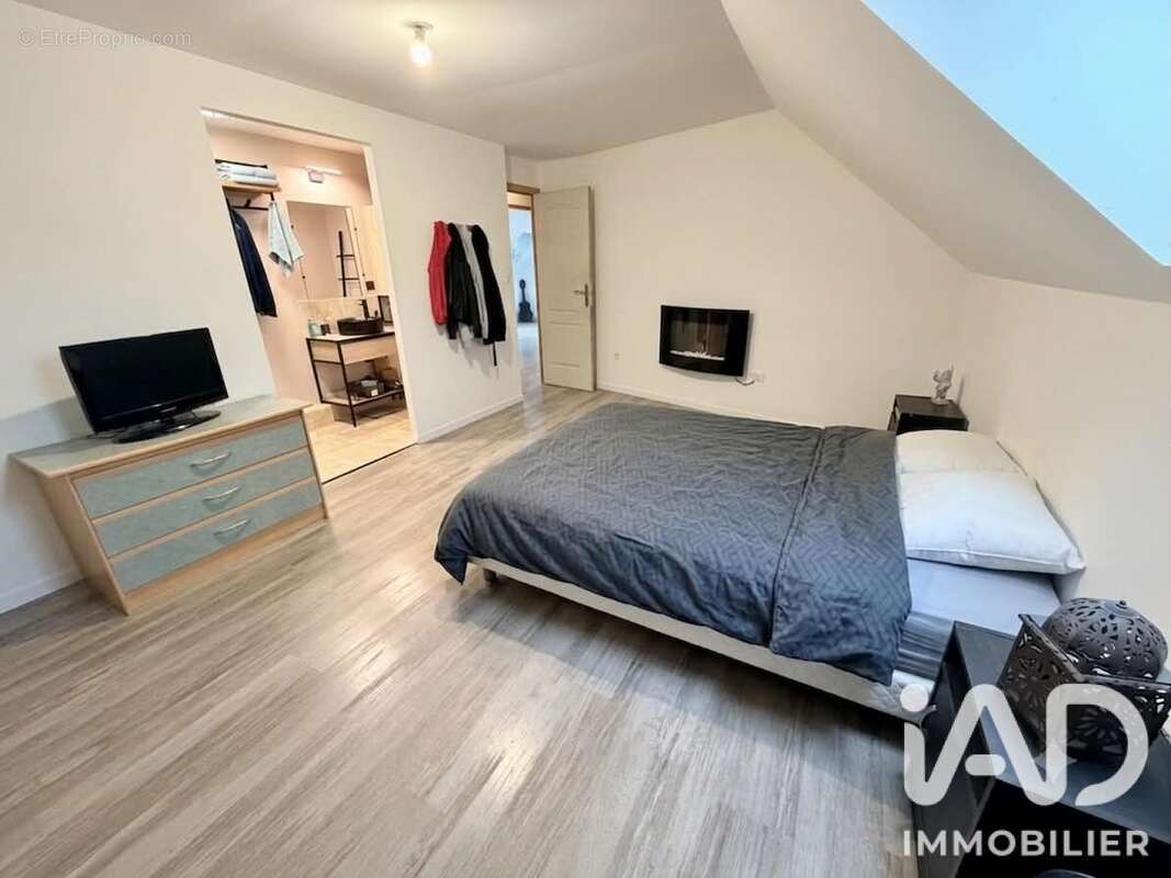 Maison 102 m² à Montigny-En-Ostrevent  - photo 8