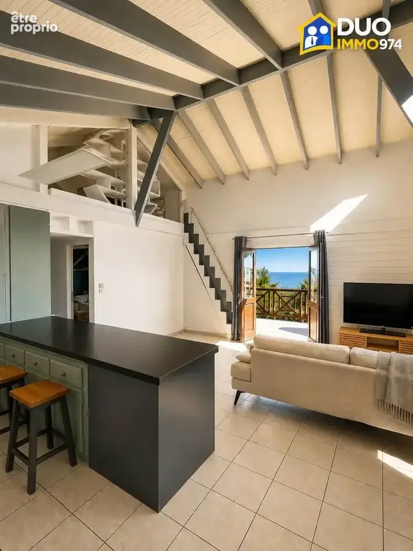 Maison 164 m² à Saint-Paul  - photo 5