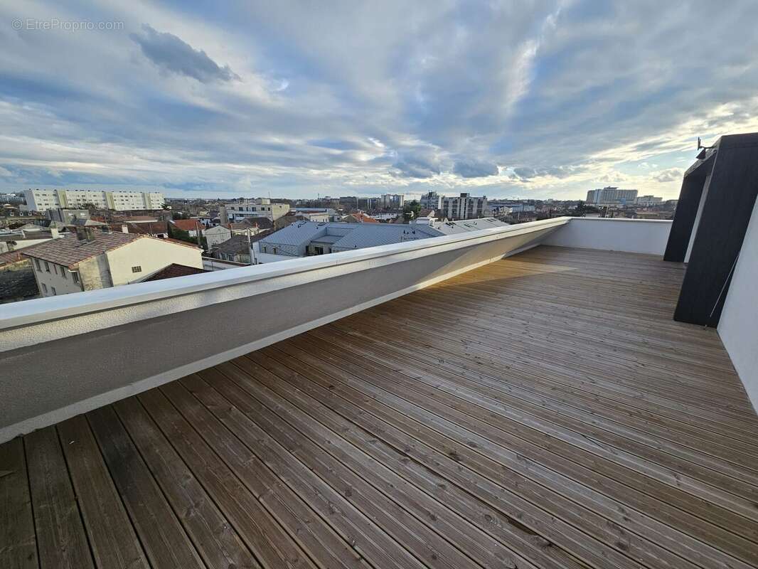 Appartement à BORDEAUX