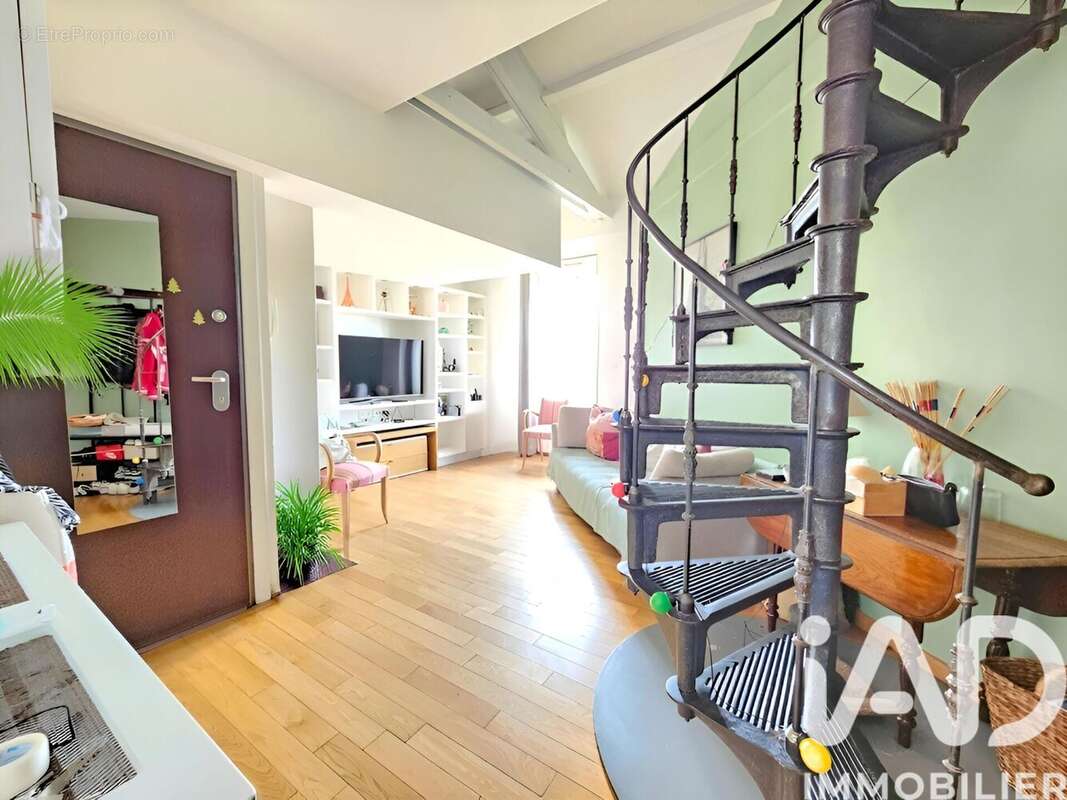 Photo 2 - Appartement à BOULOGNE-BILLANCOURT