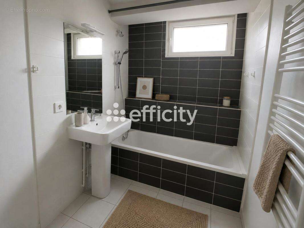 Appartement à BRON