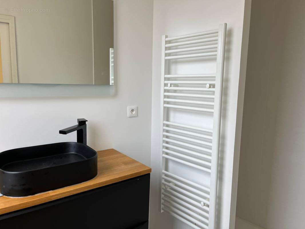 Maison 131 m² rénovée en 2024 avec dépendances LIBOURNE - photo 13
