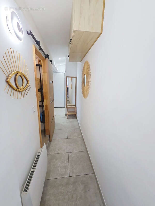 Appartement 68 m² à Six-Fours-Les-Plages  - photo 6