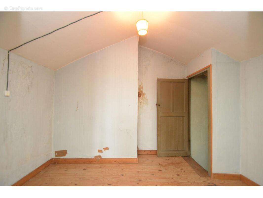 Maison à MONTPON-MENESTEROL