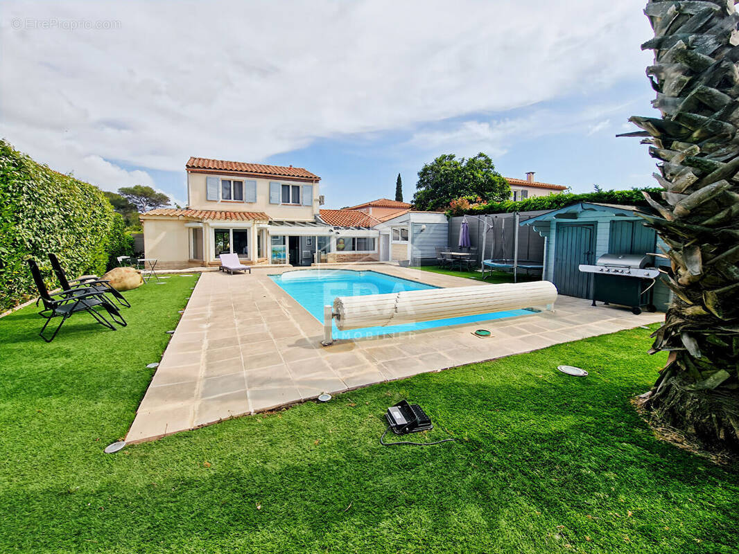 Maison à MOUGINS