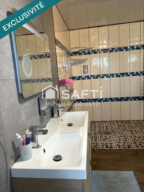 Photo 5 - Commerce à SAUGNACQ-ET-MURET