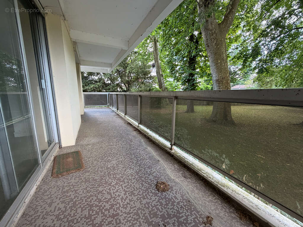 Appartement à LE BOUSCAT