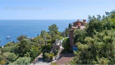 Maison 261 m² à Theoule-Sur-Mer  - photo 3