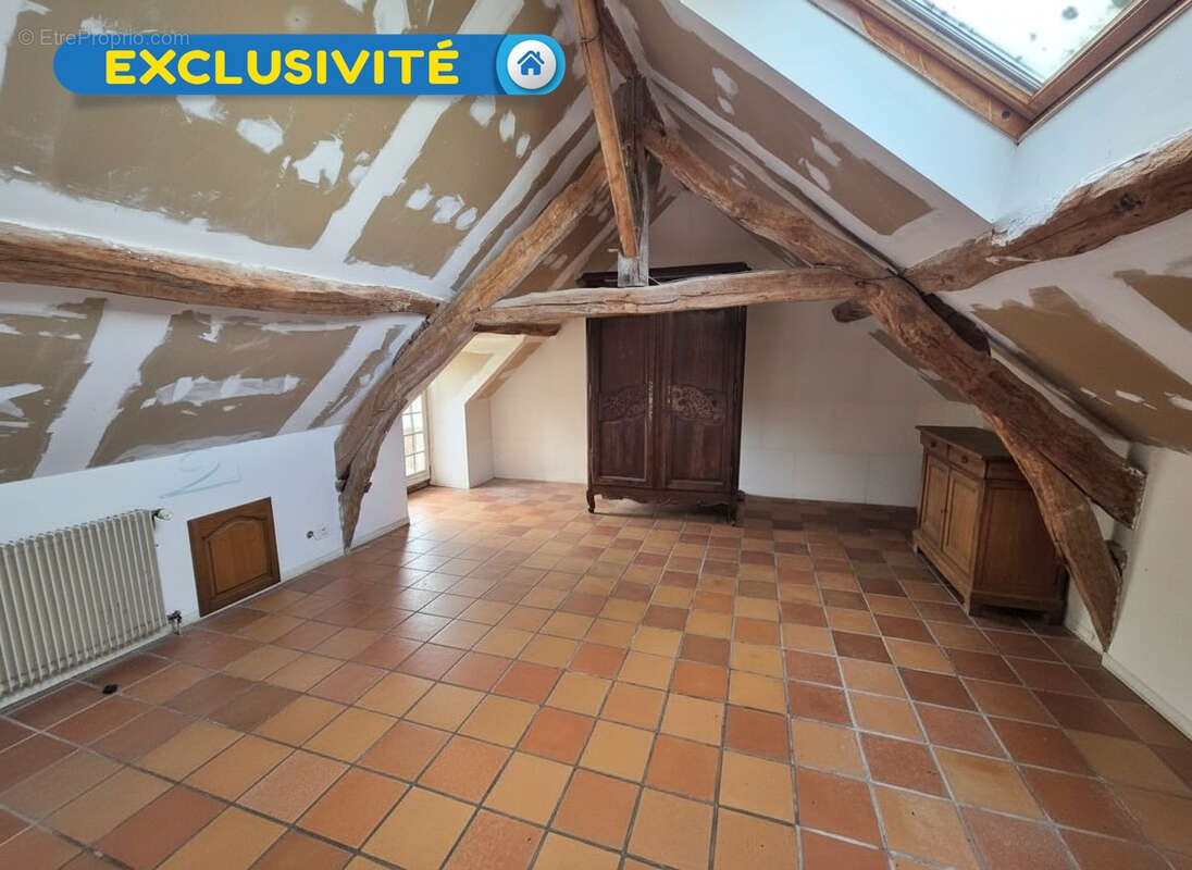 Maison à SURY-AUX-BOIS