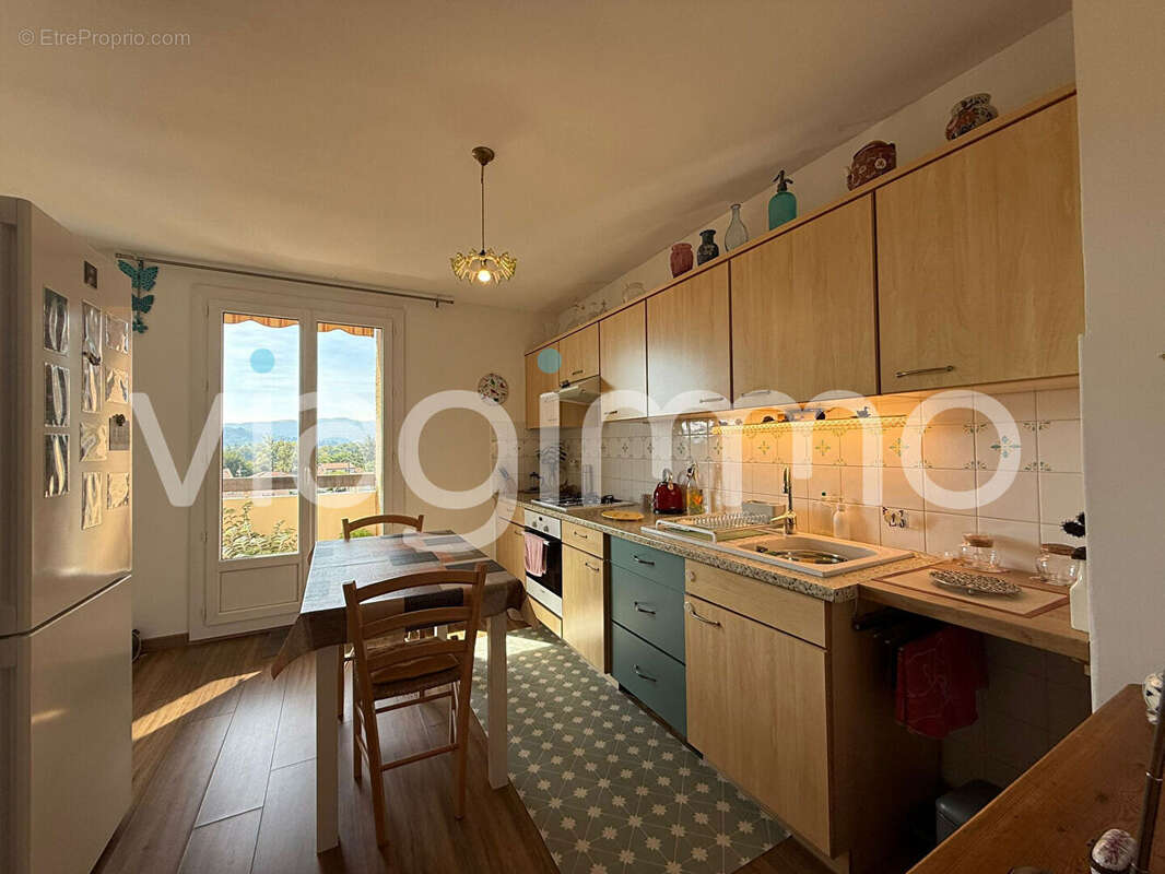 Appartement à BOURG-LES-VALENCE