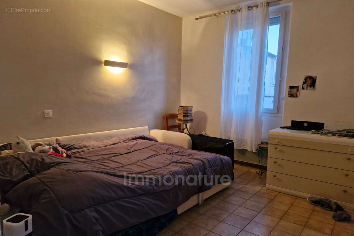 Appartement à GANGES