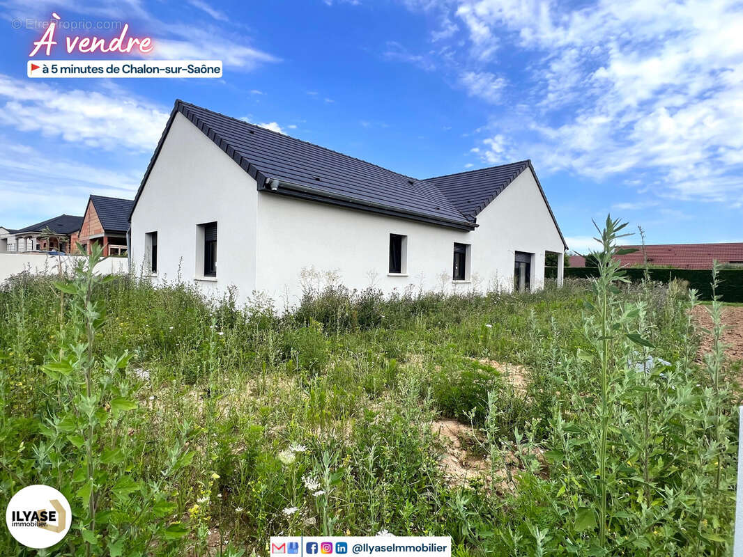 Maison neuve  Bel espace de vie  4 CH  680 m2 - photo 6