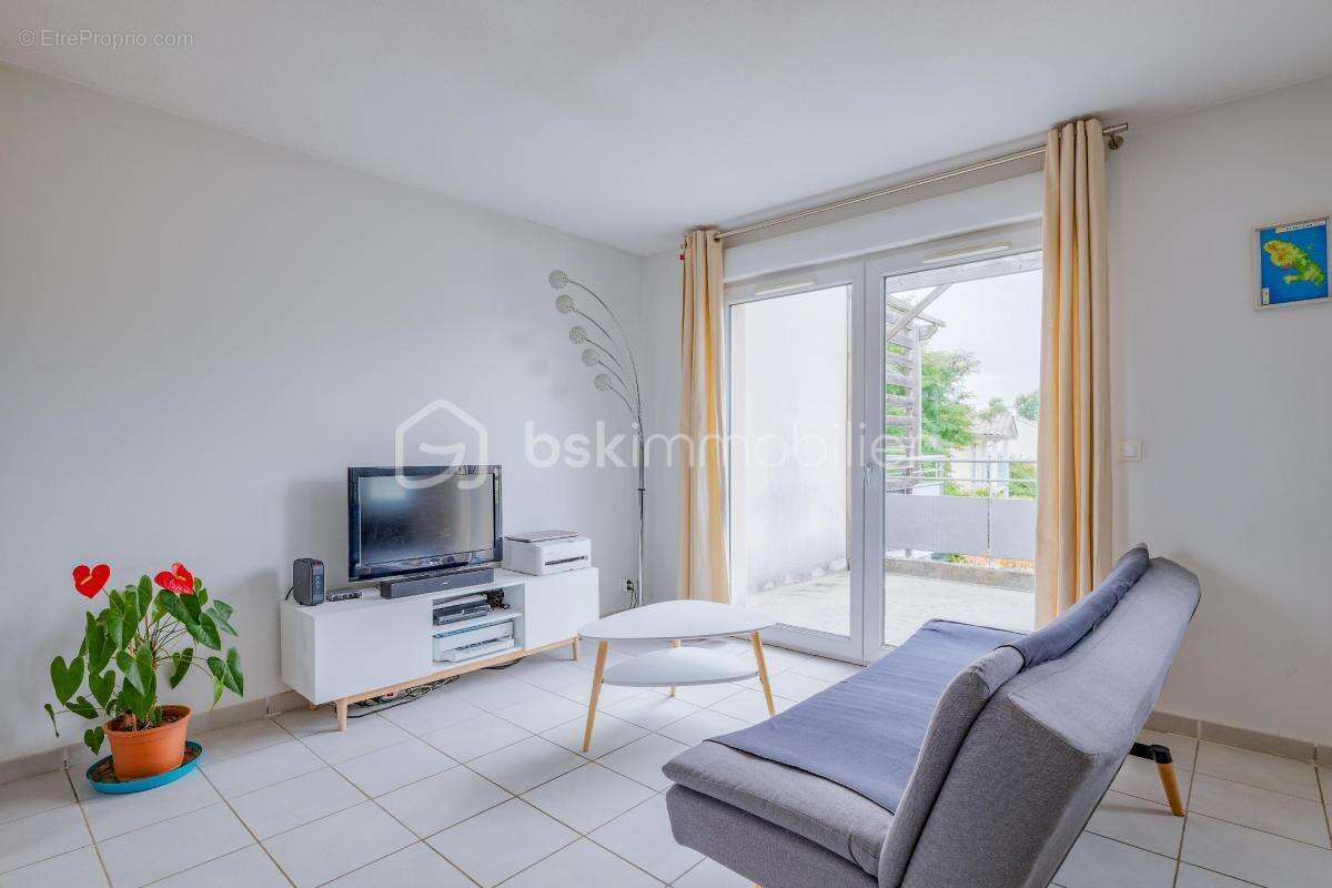 Appartement à DECINES-CHARPIEU