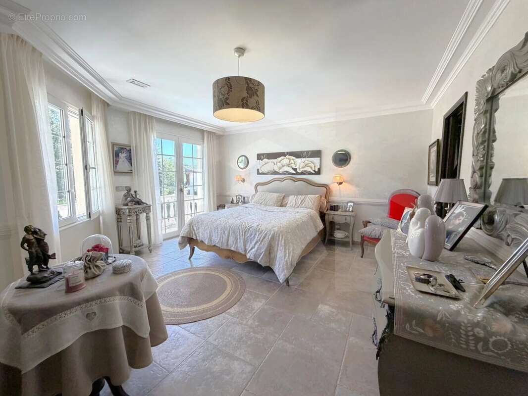 Maison à BRIE-ET-ANGONNES