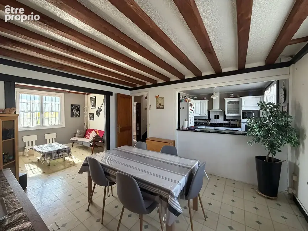 Maison lumineuse avec suite parentale indépendante, sous-sol total, véranda & jardin clos 509 m² ? Proche gare, écoles et commer - photo 4