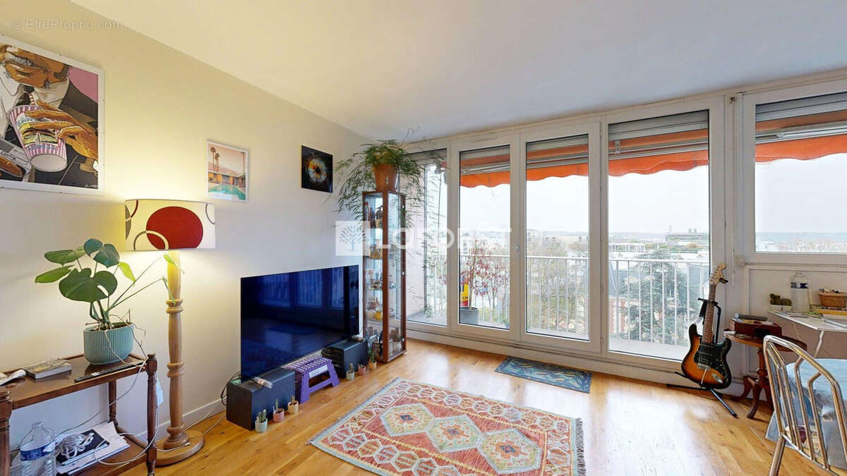 Appartement à NANTERRE