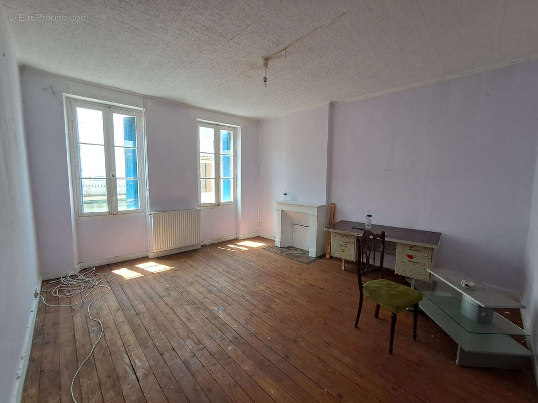Maison à VILLENEUVE-SUR-LOT