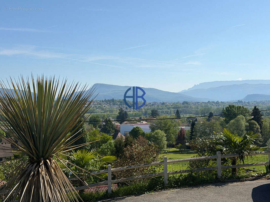 Maison à LES AVENIERES