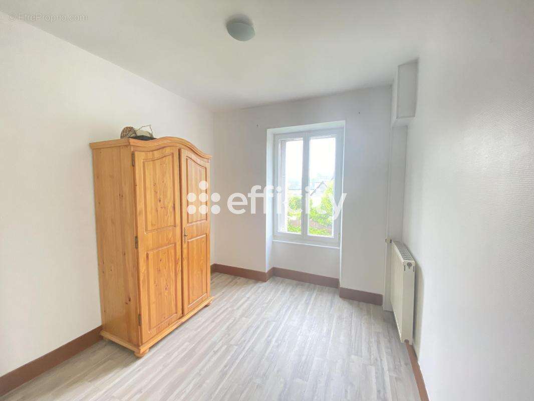 Maison 113 m² à Guegon  - photo 10