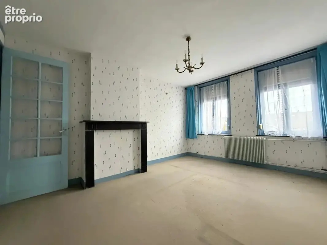 Ensemble immobilier de deux maisons avec jardin et dépendances. - photo 6