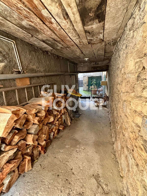 Maison à LA ROCHE-BLANCHE