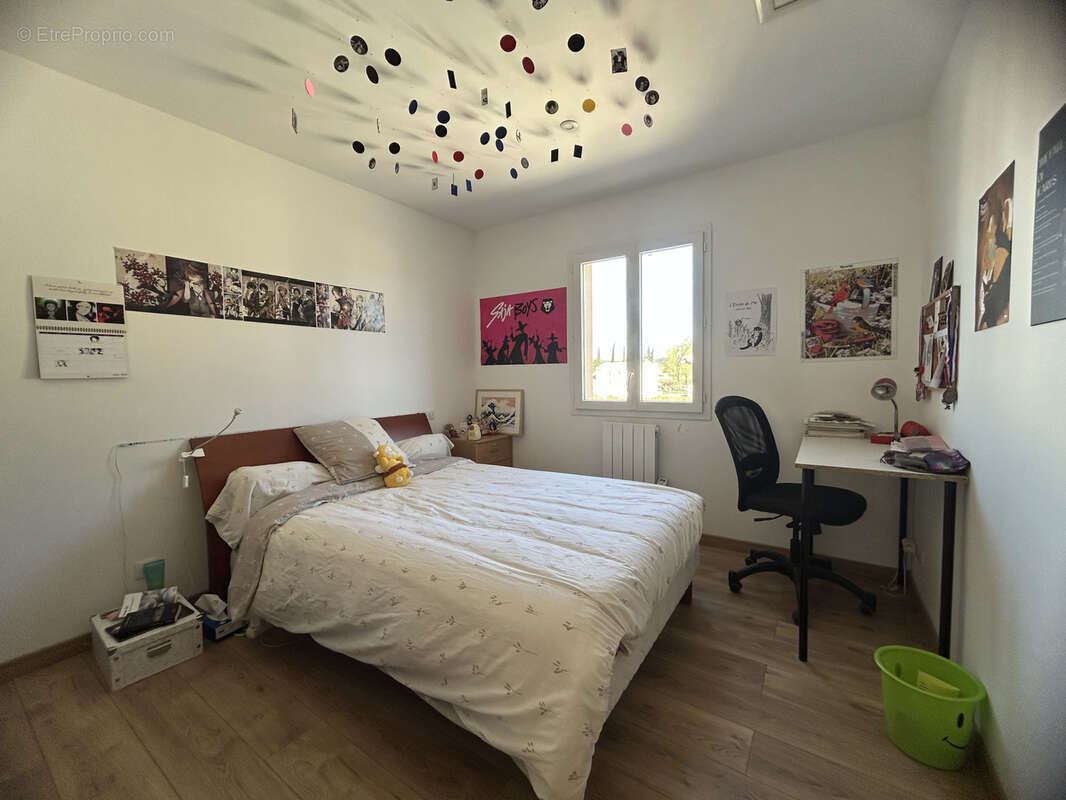 Maison à SAINT-QUENTIN-LA-POTERIE
