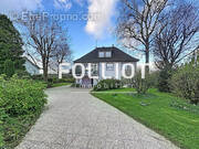 Maison à CERISY-LA-SALLE