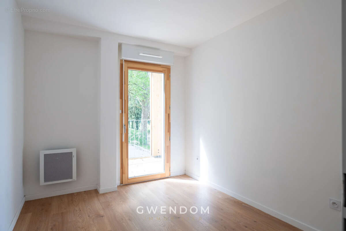 Appartement à TORCY