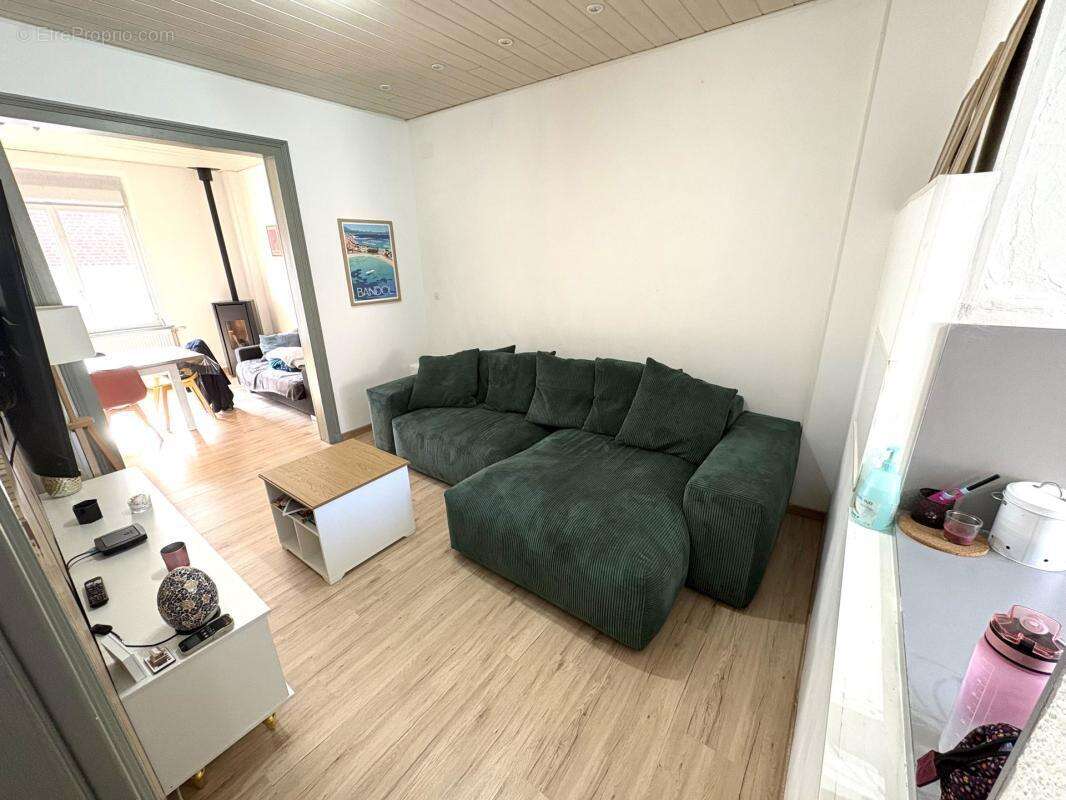 Maison de ville 3 chambres rénovées - photo 2