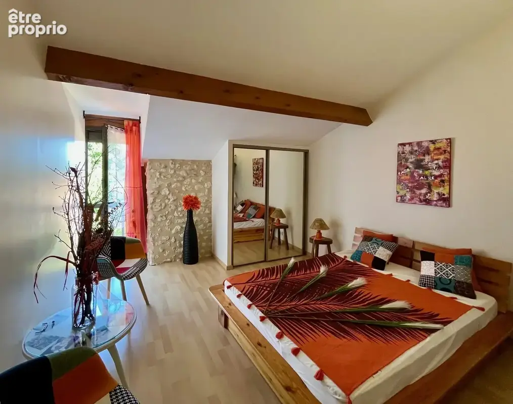 Maison en pierre de 5 chambres rénovée avec élégance et modernité - photo 12