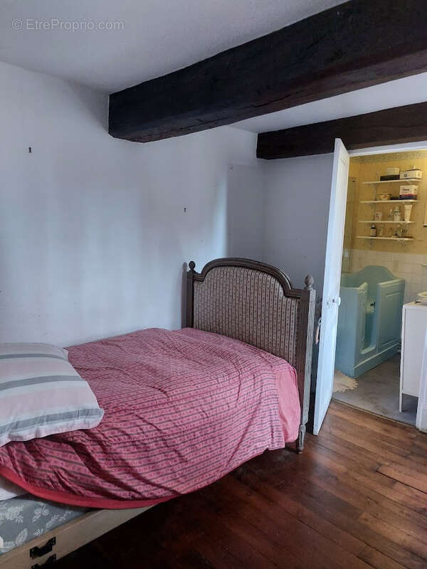 Maison à BUSSET