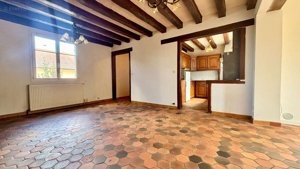 Maison à CORBEIL-ESSONNES