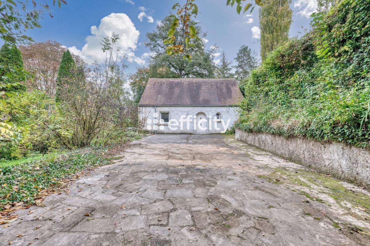 Maison à COULOMMIERS