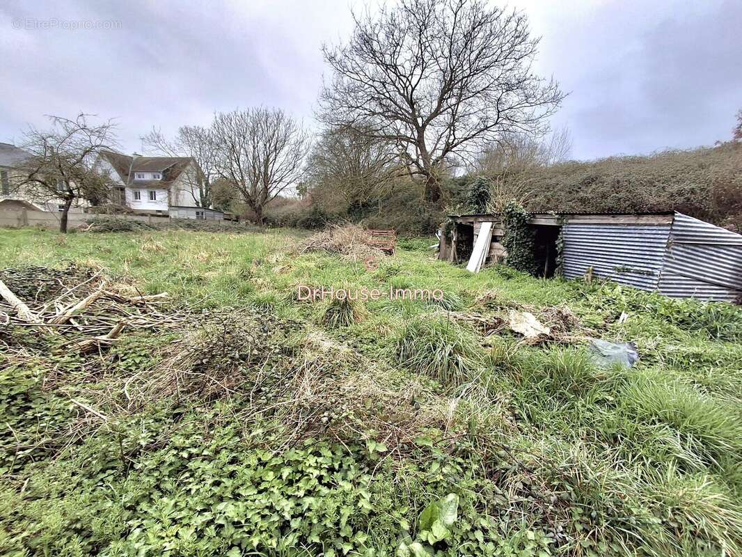 Terrain à PONTORSON