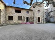 Maison à L&#039;ISLE-SUR-LA-SORGUE