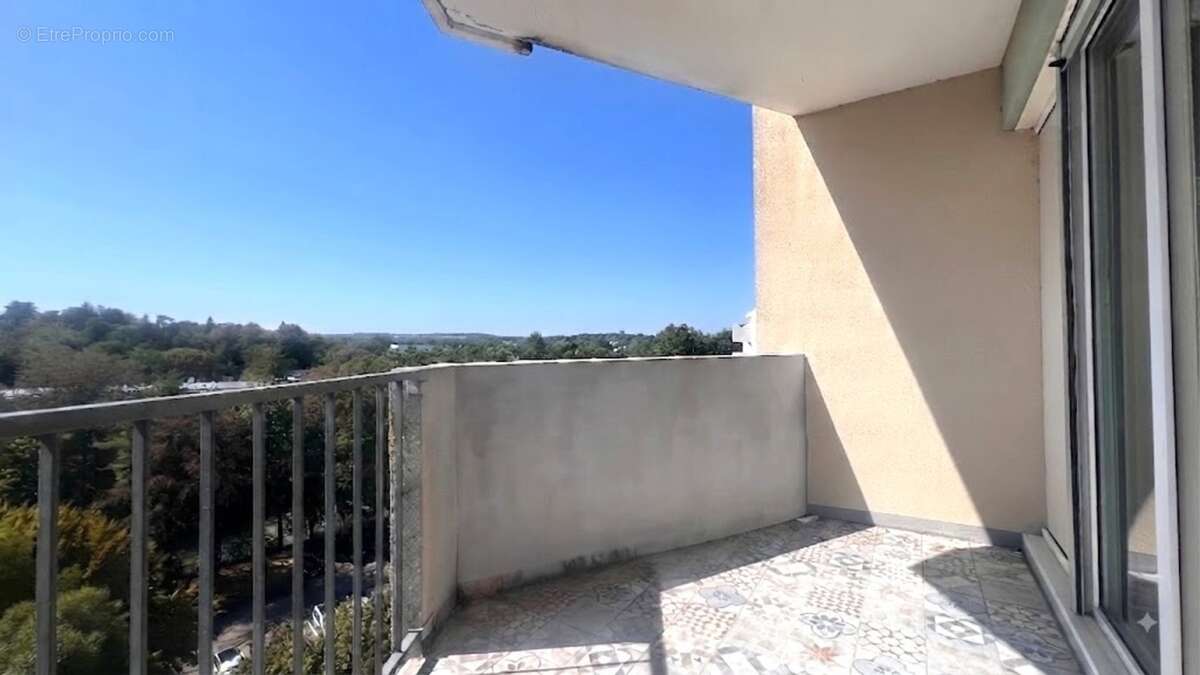 Quimper Ouest - Appartement T4 de 78 m² habitable - 1 loggia - avec vue panoramique sur la rivière de l’Odet - Une terrasse - Ca - photo 6