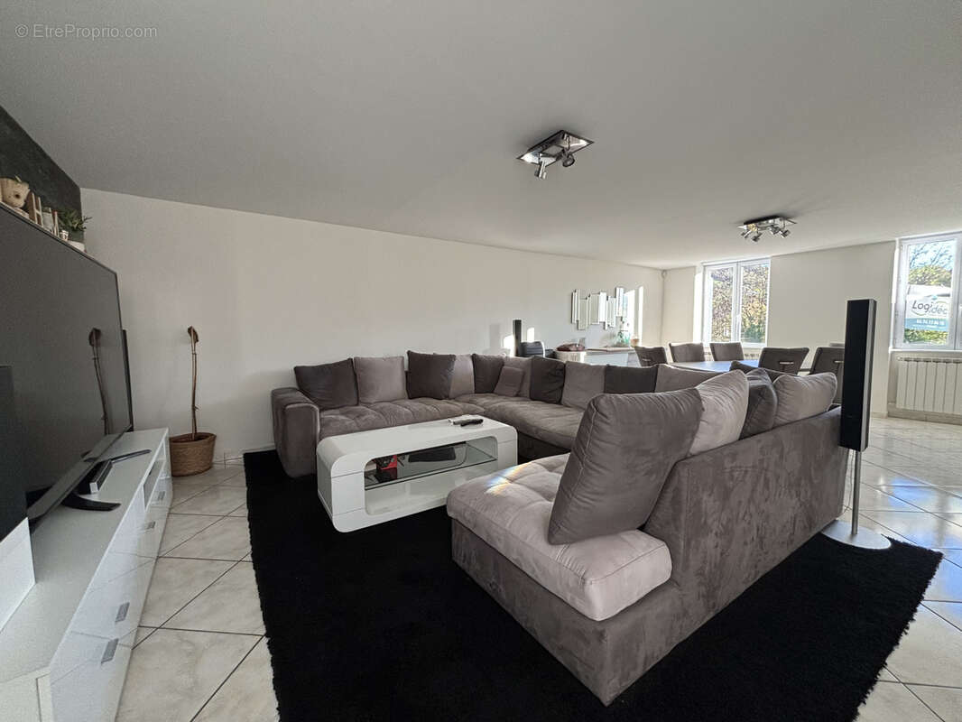 Maison à PONTCHARRA-SUR-TURDINE