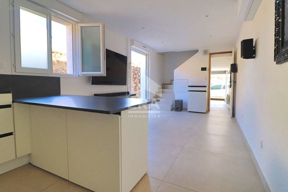 Maison à MARSEILLE-10E