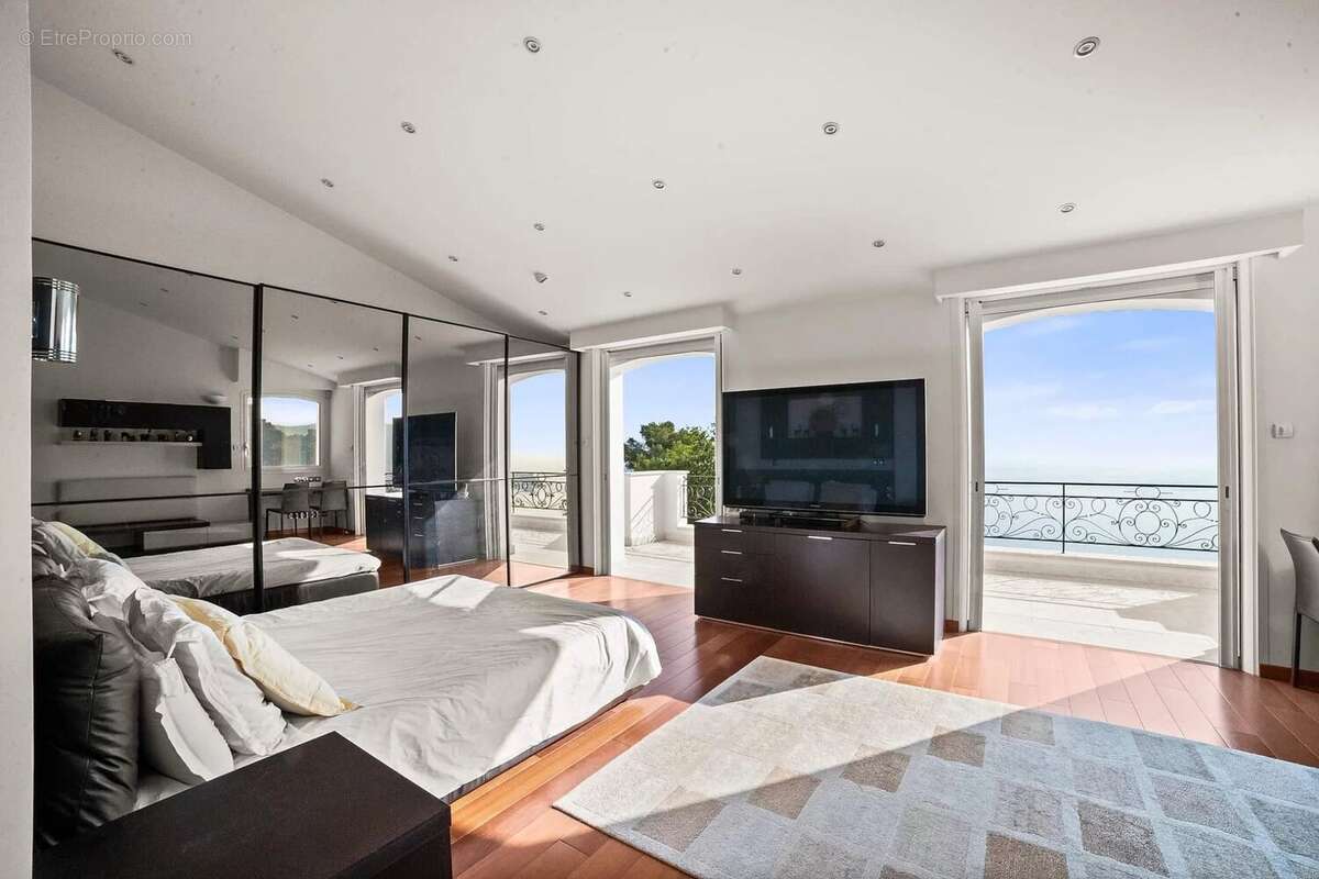 Maison à ROQUEBRUNE-CAP-MARTIN