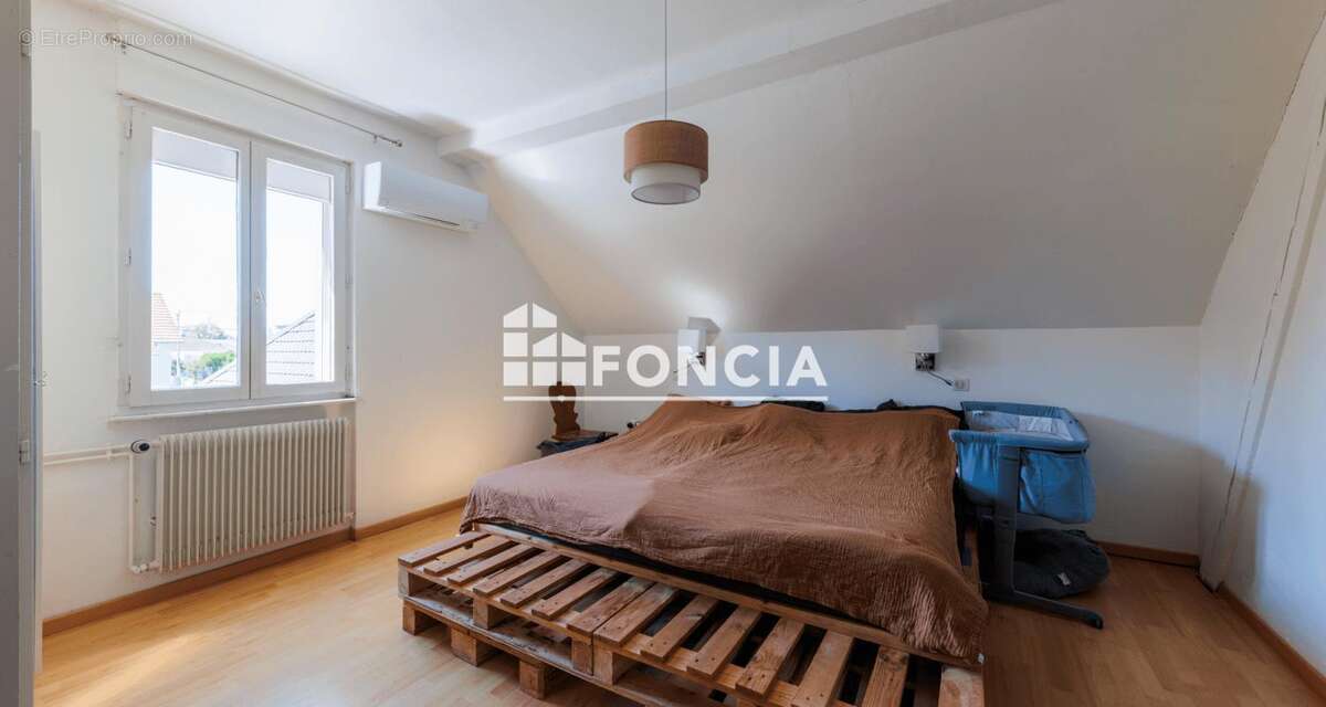 Maison de 139,34 m² et dépendance studio duplex de 24,35 m² sur 4 ares de terrain - LINGOLSHEIM - photo 10