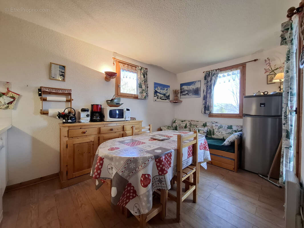 Appartement à LA LECHERE
