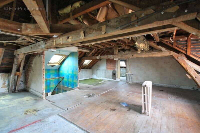 Maison à VARENNES-SUR-ALLIER