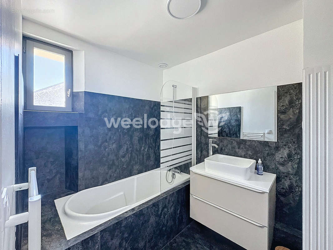 Maison à COURDIMANCHE