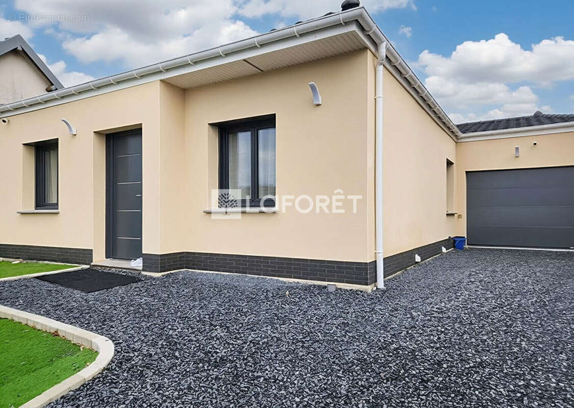 Plain pied récent 102m² - Saint Aubin Les Elbeuf - photo 2