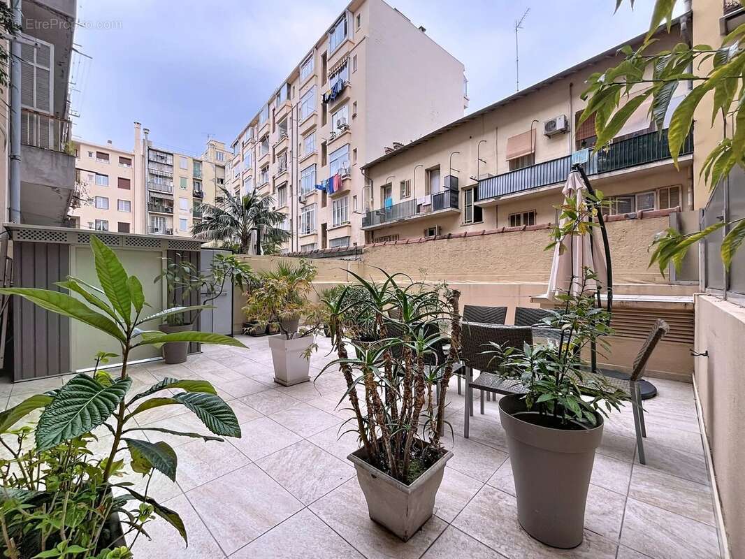 Appartement à NICE